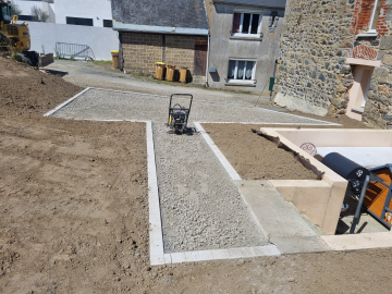 Création de Cour en Enrobé et Pose de Pavés Plédran 