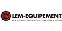 Logo LEM-EQUIPEMENT avec icône d'engrenage rouge et lettres EM. Texte : Vente, maintenance de matériels pour travaux publics, et bâtiments.