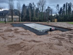 Terrassement et pose d’une coque de piscine sur la commune de Ploeuc l’hermitage